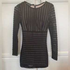 BEBE BLACK LONG SLEEVE DRESS